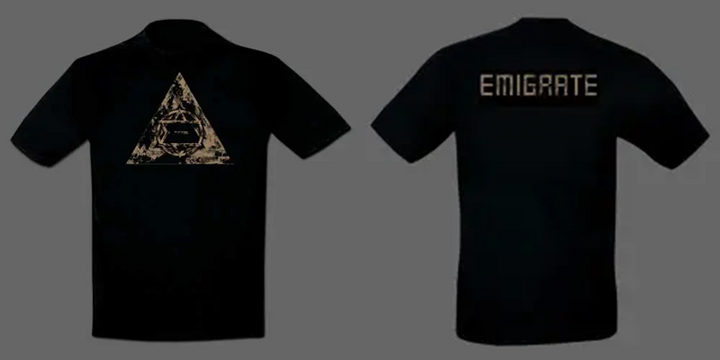 File:PyramidTshirtMenSand.png