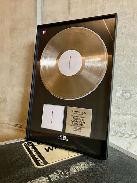 File:SCHNEIDER Rammstein Frankreich Platinum.jpeg