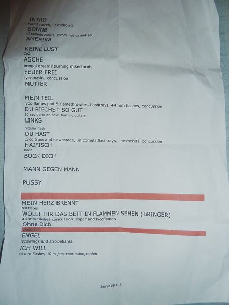File:08.11.2011setlist.jpg