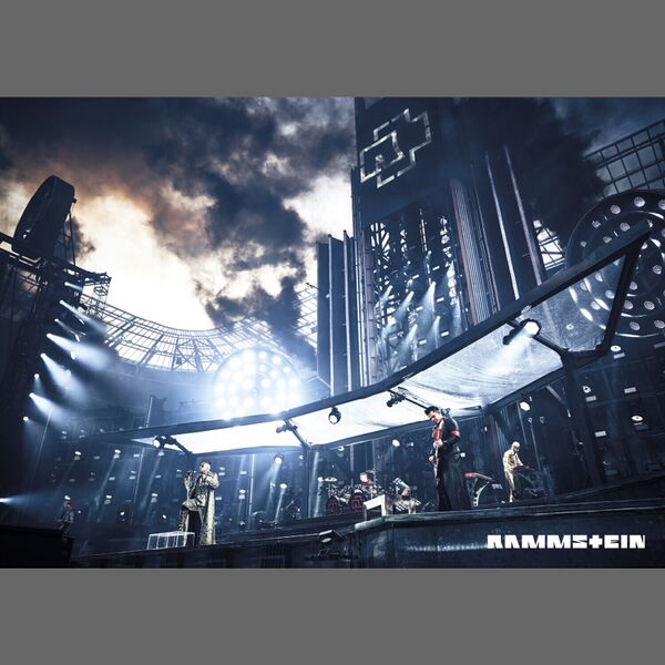 File:1995-Live 2019.jpg