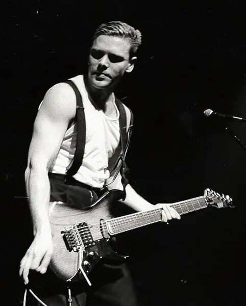 File:richard tanktop outfit.jpg