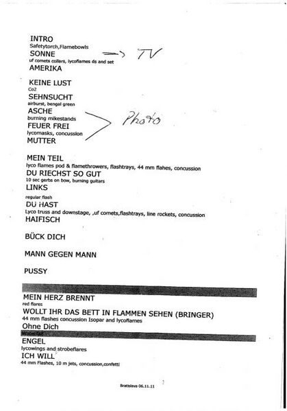 File:06.11.2011setlist.jpg