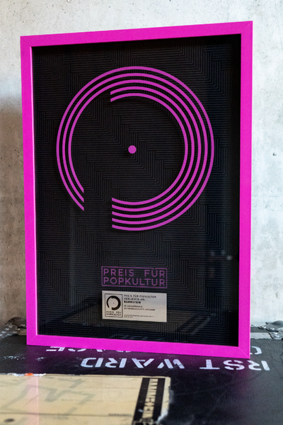 File:pfp liveshow 1.png